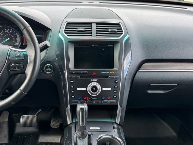 Used 2016 Ford Explorer Limited image 15