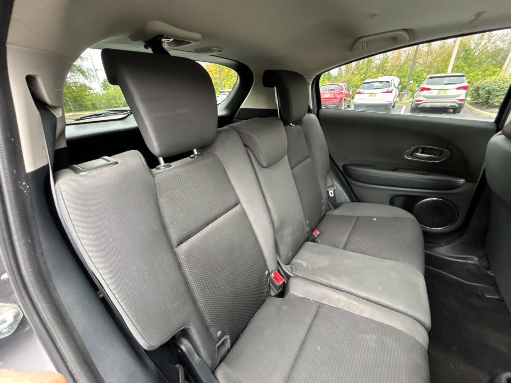 Used 2021 Honda HR-V EX image 31