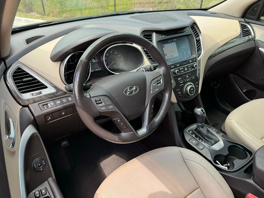 Used 2017 Hyundai Santa Fe Sport FWD image 20