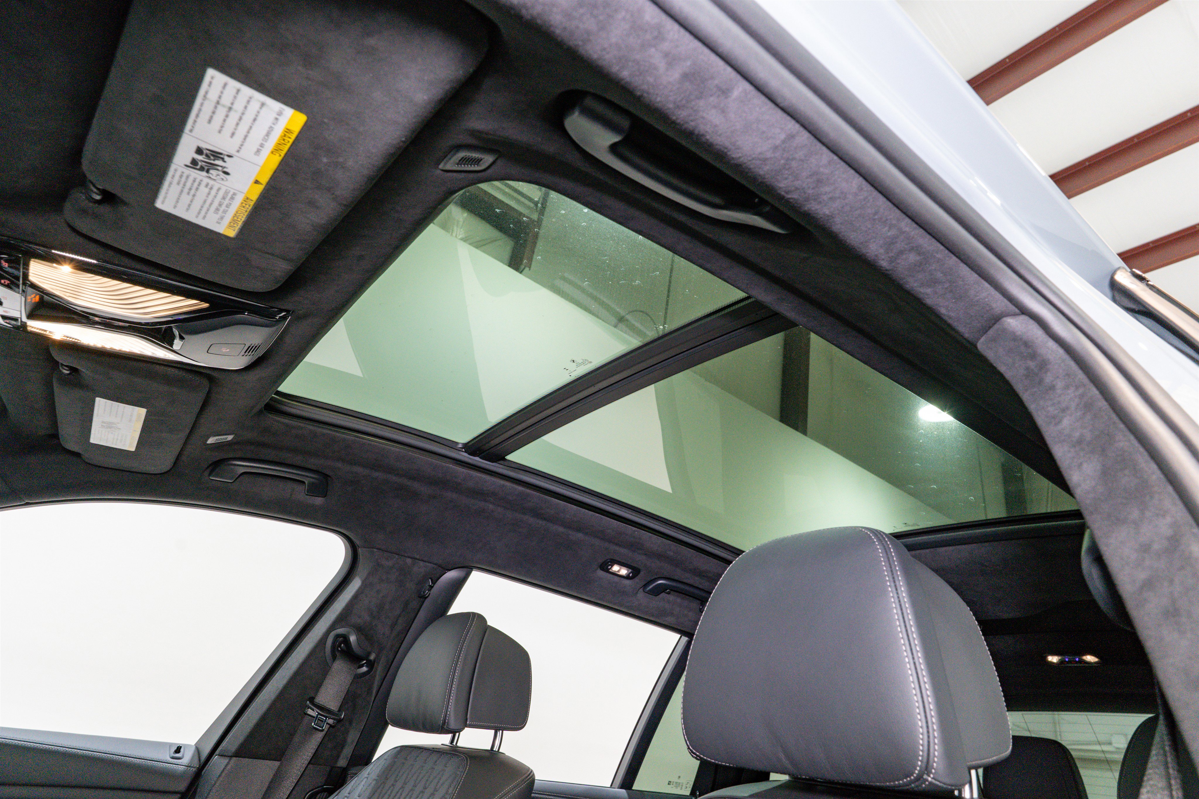 Used 2024 BMW X7 xDrive40i w/ M Sport Package image 18