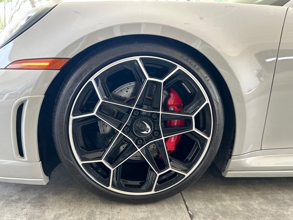 Used 2021 Porsche 911 AWD/4WD image 15