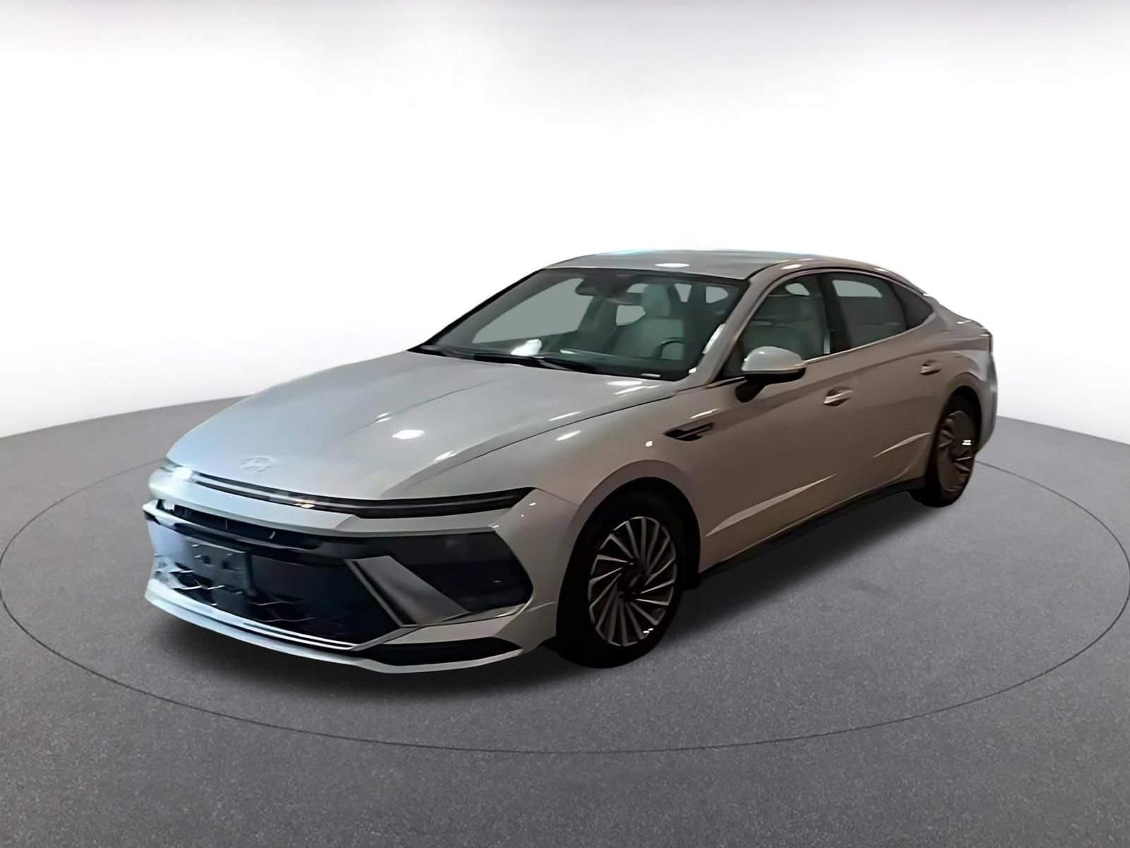 Used 2025 Hyundai Sonata SEL FWD image 8