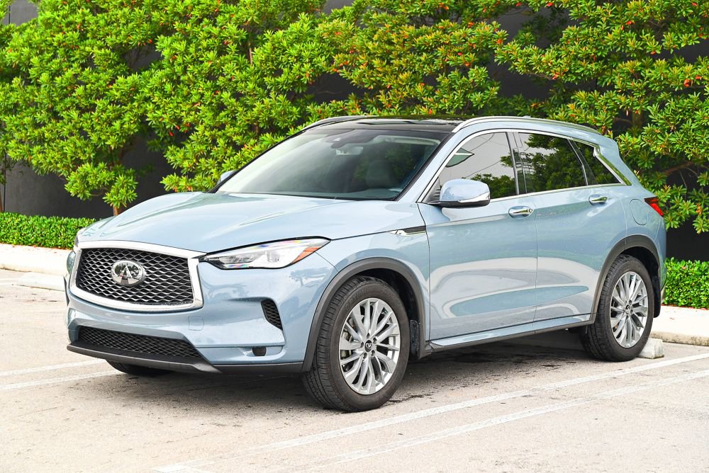 Used 2023 INFINITI QX50 Luxe FWD image 1