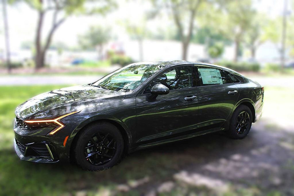 New 2025 Kia K5 LXS image 14