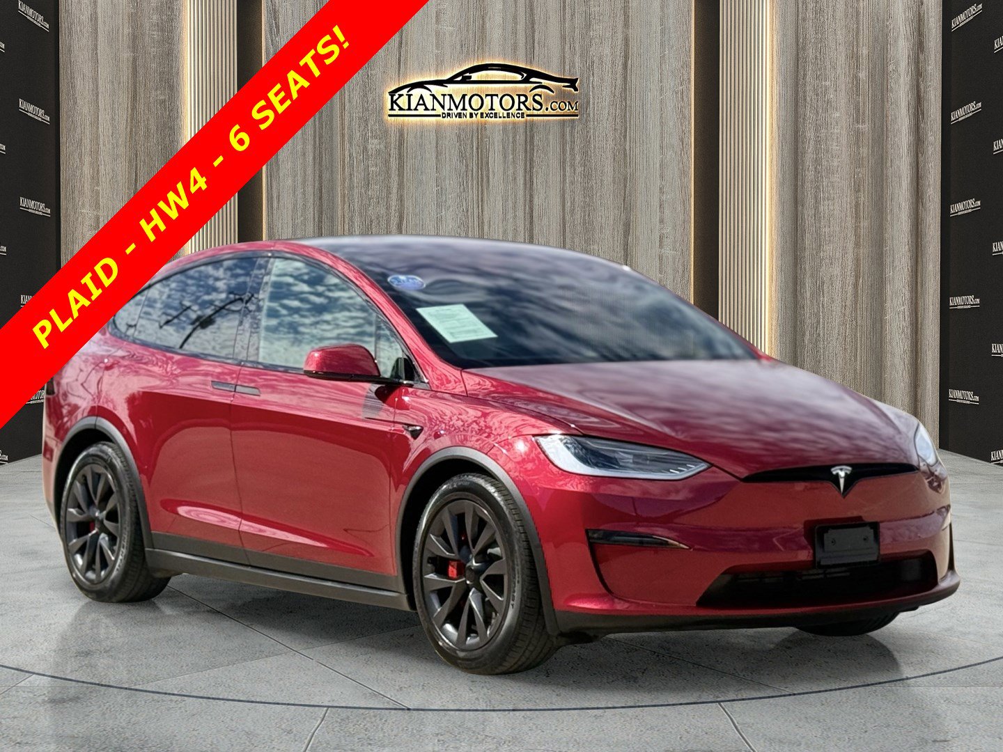Used 2025 Tesla Model X Plaid image 1