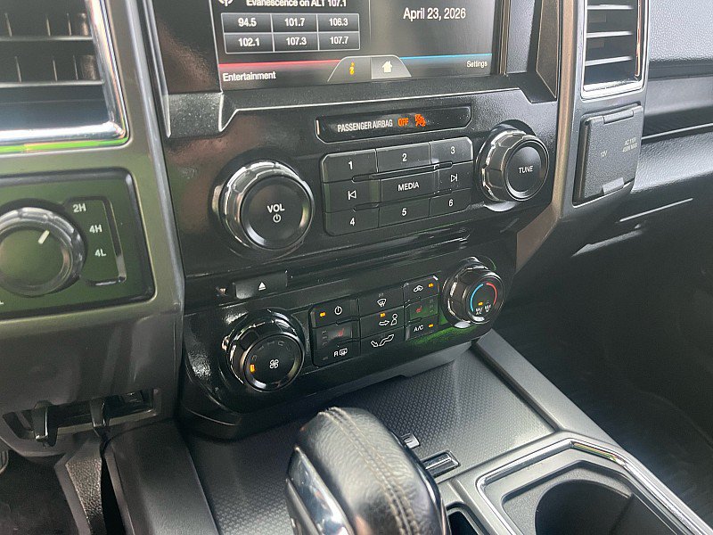 Used 2015 Ford F150 XLT w/ Equipment Group 302A Luxury AWD/4WD image 27