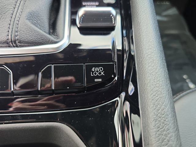 New 2026 Jeep Compass Latitude AWD/4WD image 20