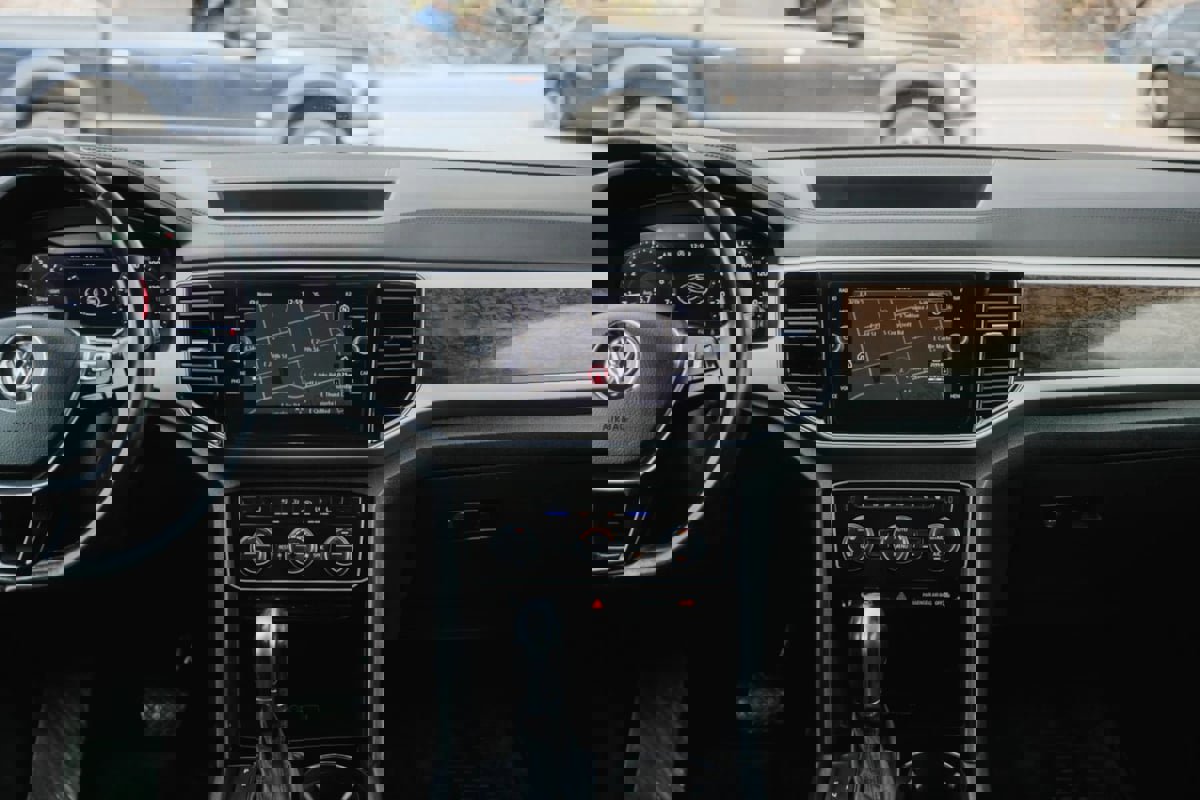 Used 2018 Volkswagen Atlas SEL Premium image 34