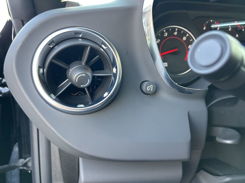 Used 2023 Chevrolet Camaro LT w/ Technology Package image 21
