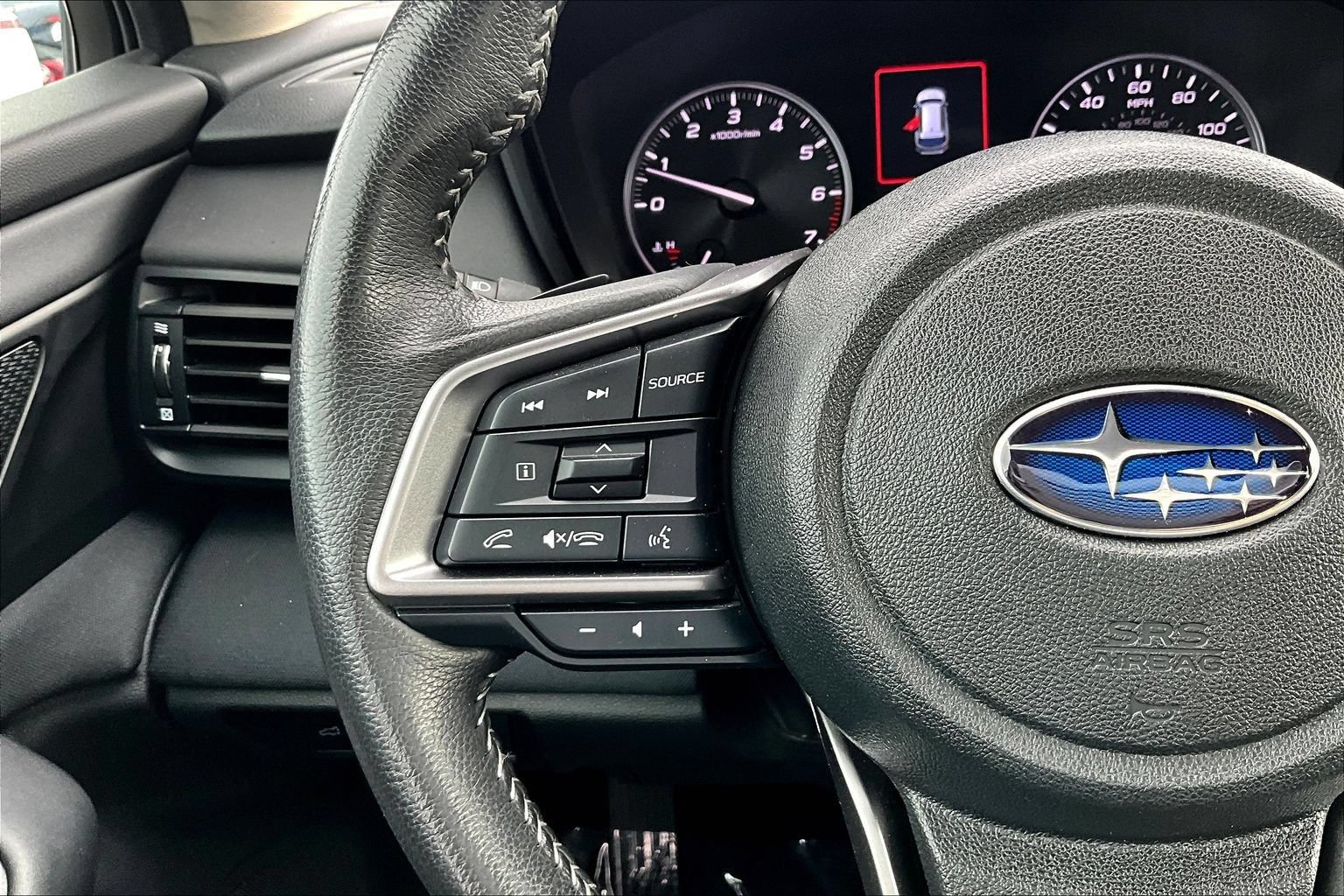 Used 2024 Subaru Outback Premium AWD/4WD image 12
