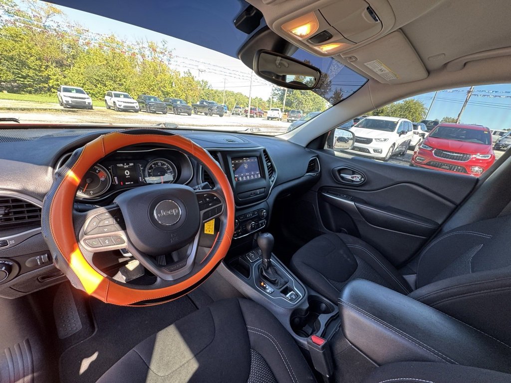 Used 2021 Jeep Cherokee Latitude image 19