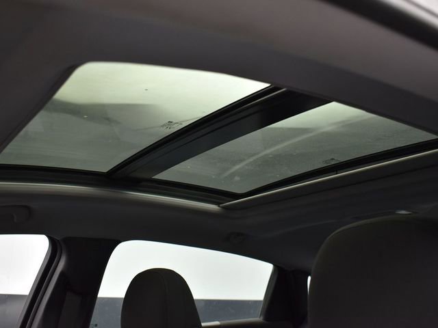 Used 2022 Chevrolet Malibu LT FWD image 30