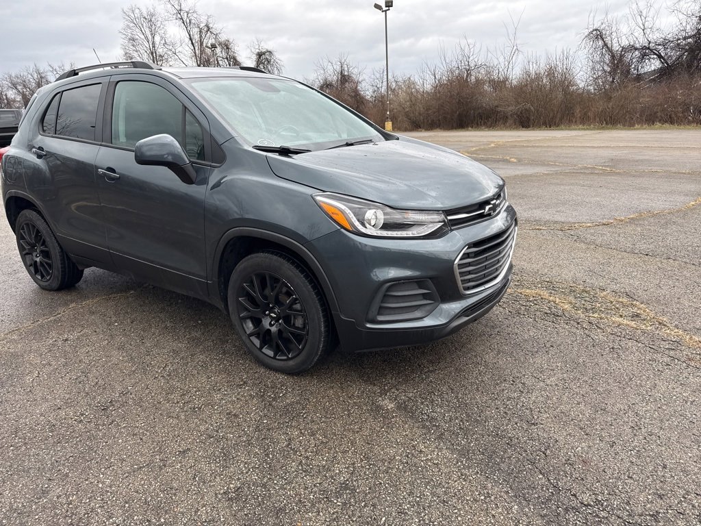 Used 2022 Chevrolet Trax LT w/ Driver Confidence Package image 1