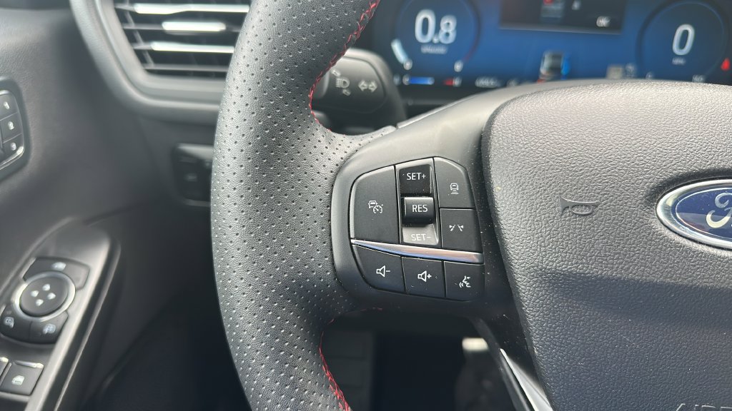 Used 2024 Ford Escape ST-Line Elite w/ Premium Technology Package AWD/4WD image 23
