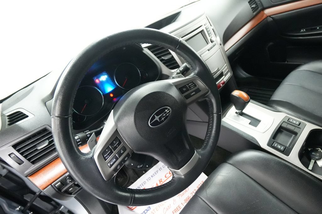 Used 2014 Subaru Outback 2.5i Limited AWD/4WD image 11