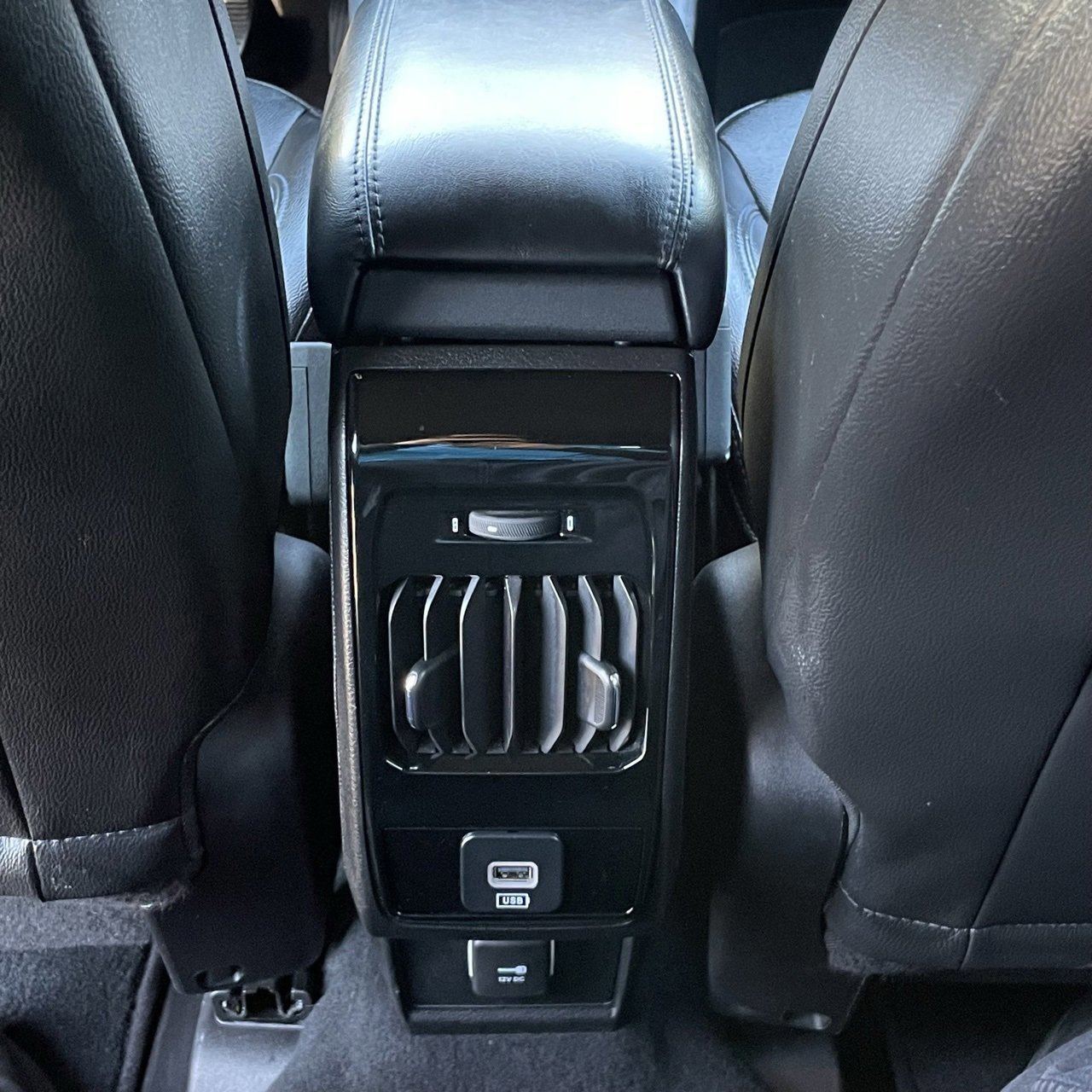 Used 2024 Jeep Compass Latitude image 26