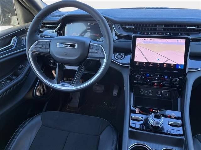 New 2024 Jeep Grand Cherokee Trailhawk w/ Advanced Protech Group II AWD/4WD image 19