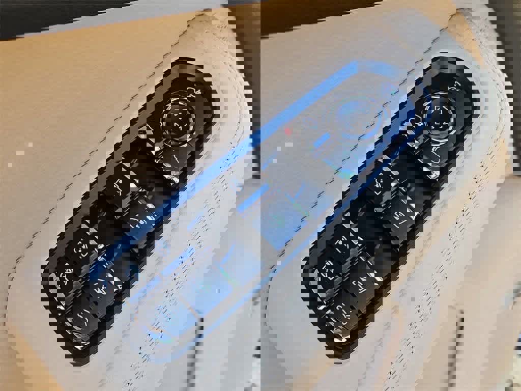 Certified 2024 Porsche Macan S image 33