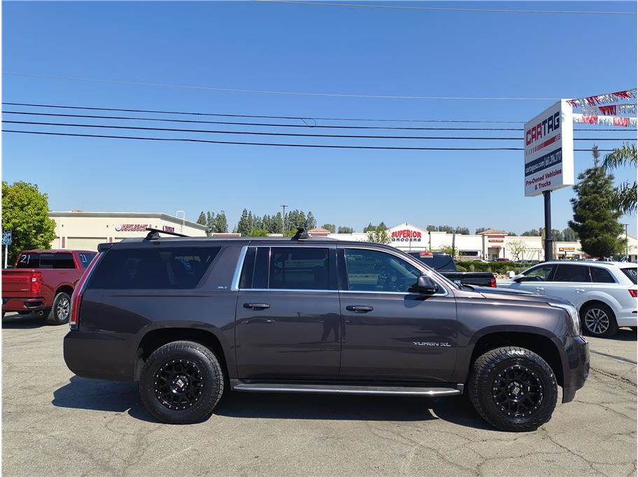 Used 2015 GMC Yukon XL SLT w/ Open Road Package image 3