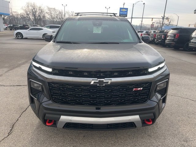 New 2026 Chevrolet Traverse Z71 w/ Enhanced Driving Package image 8