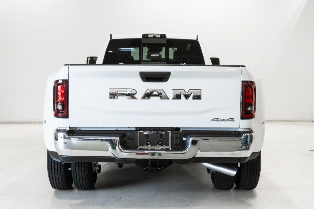 New 2027 RAM 3500 Tradesman AWD/4WD image 25