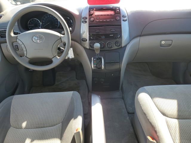 Used 2006 Toyota Sienna FWD image 9