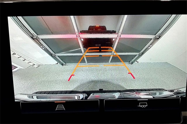 Used 2024 GMC Sierra 1500 Elevation image 15
