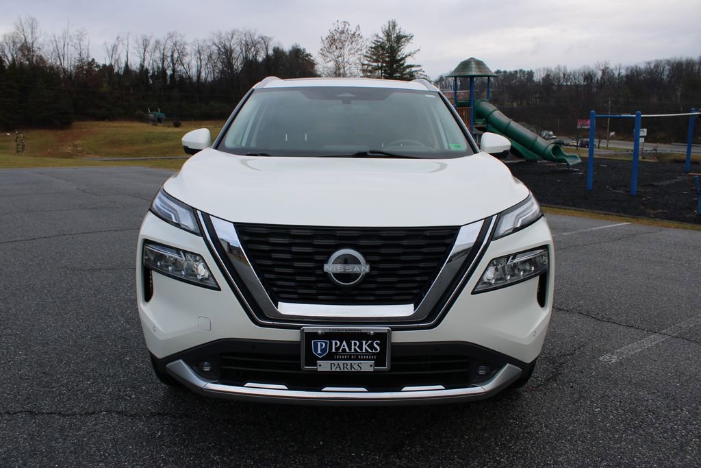 Used 2022 Nissan Rogue Platinum w/ Head-Up Display Package image 4