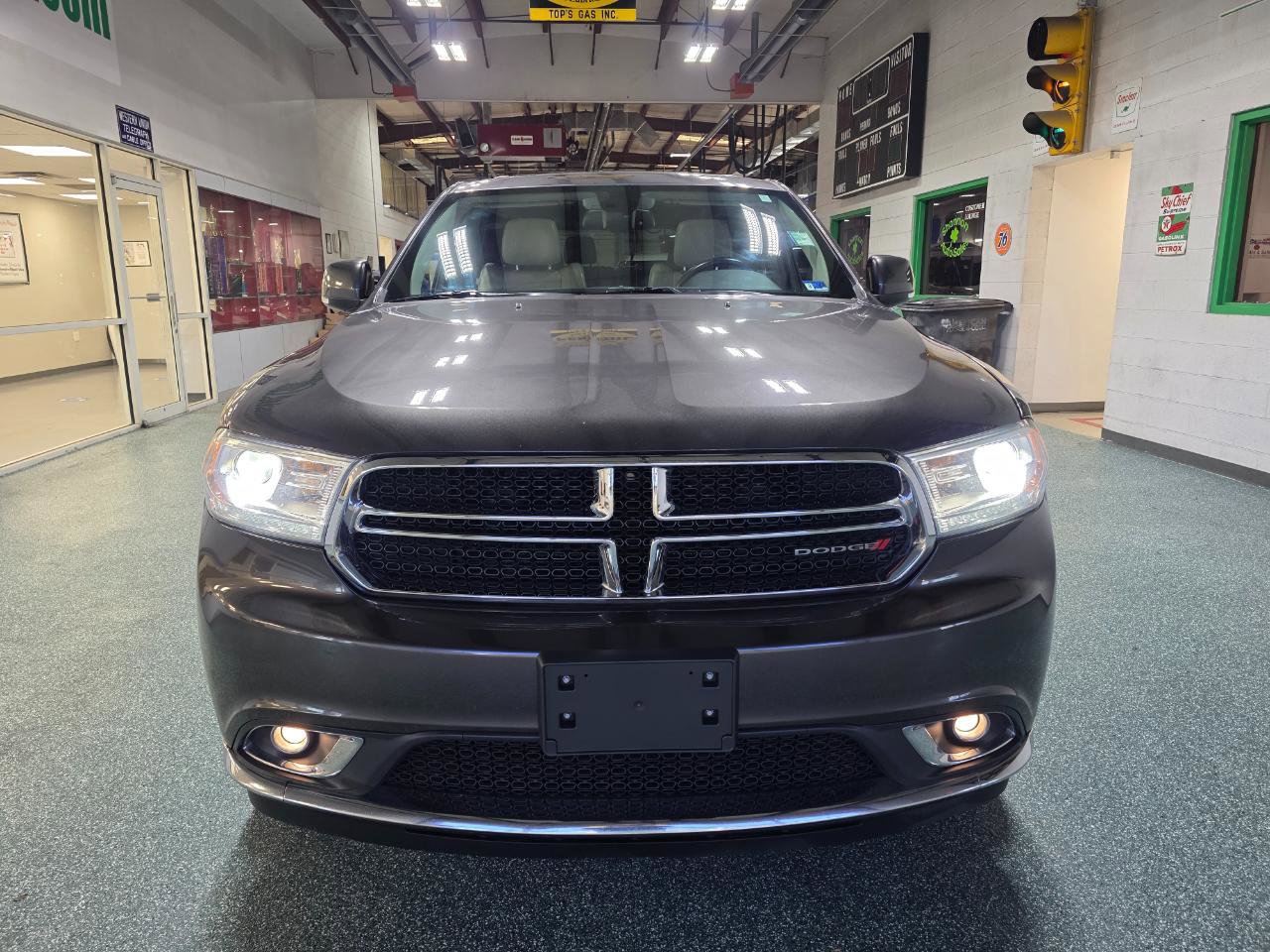 Used 2015 Dodge Durango Limited image 3