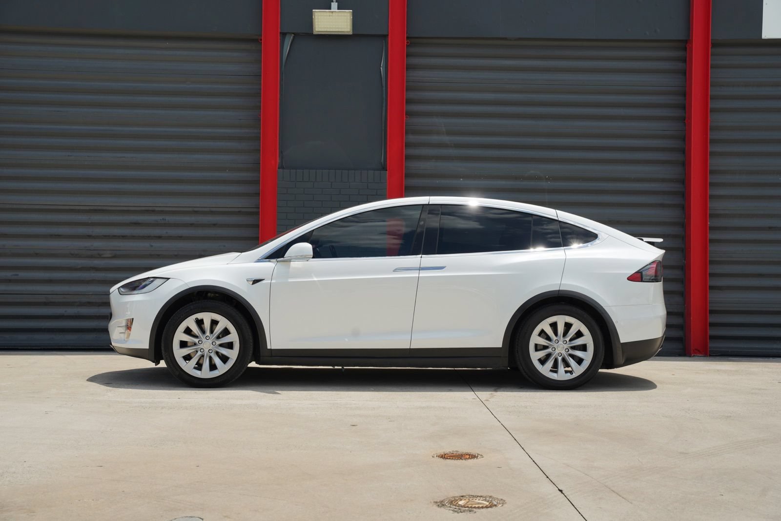 Used 2020 Tesla Model X Long Range AWD/4WD image 11