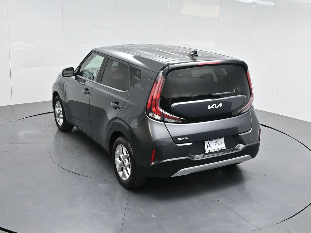 Used 2023 Kia Soul LX w/ LX Technology Package image 51
