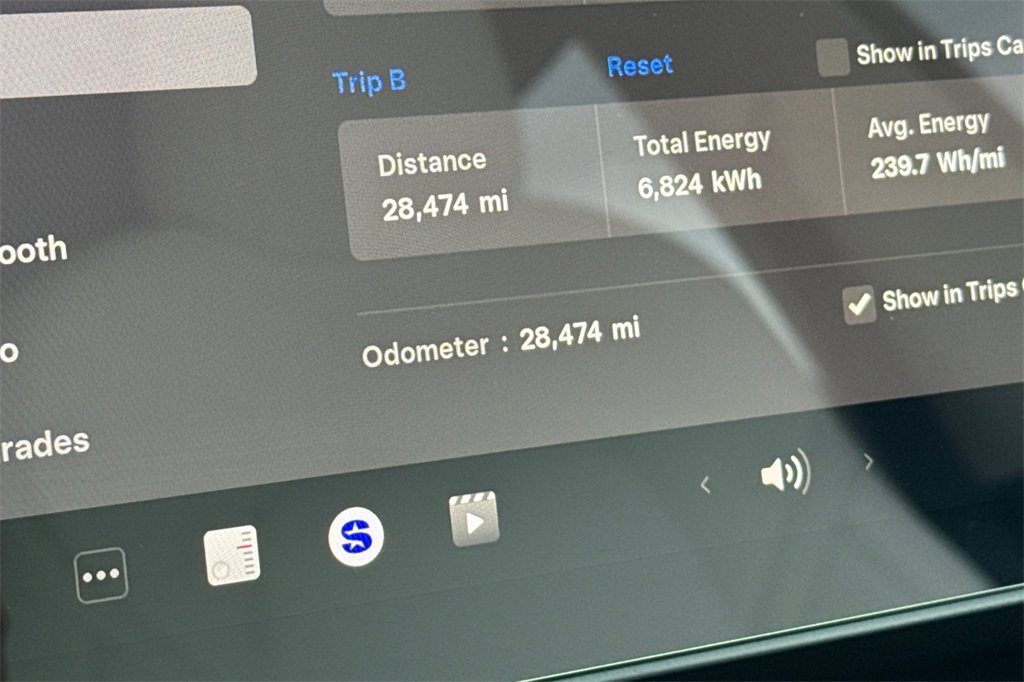 Used 2022 Tesla Model 3 Long Range image 24