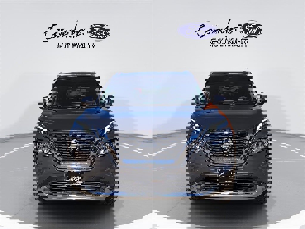 Used 2023 Nissan Rogue Platinum w/ Platinum Premium Package image 3