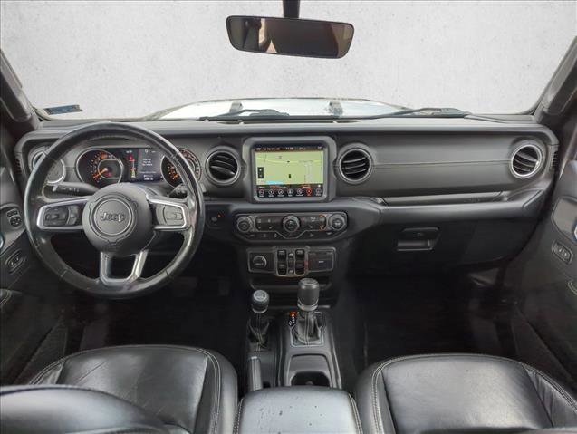 Used 2019 Jeep Wrangler Unlimited Sahara image 16