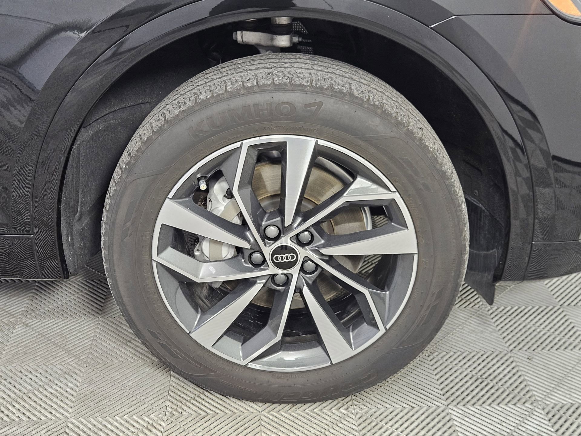 Certified 2023 Audi Q5 2.0T Premium Plus w/ Premium Plus Package AWD/4WD image 10
