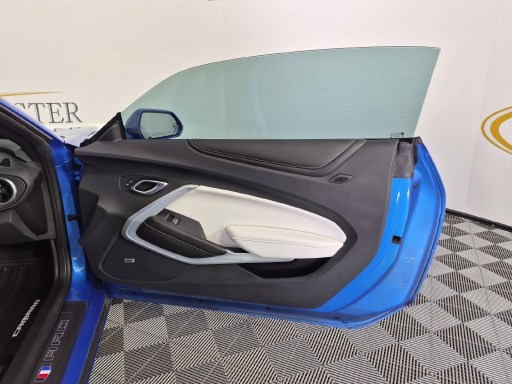 Certified 2024 Chevrolet Camaro SS RWD image 30