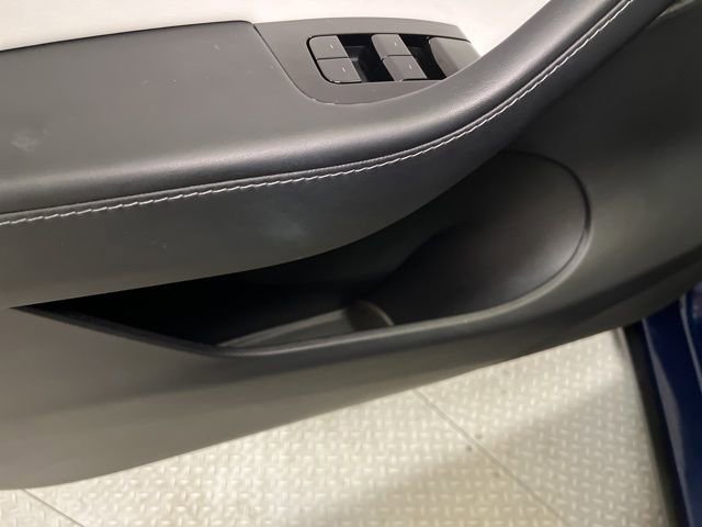 Used 2021 Tesla Model Y Long Range image 40