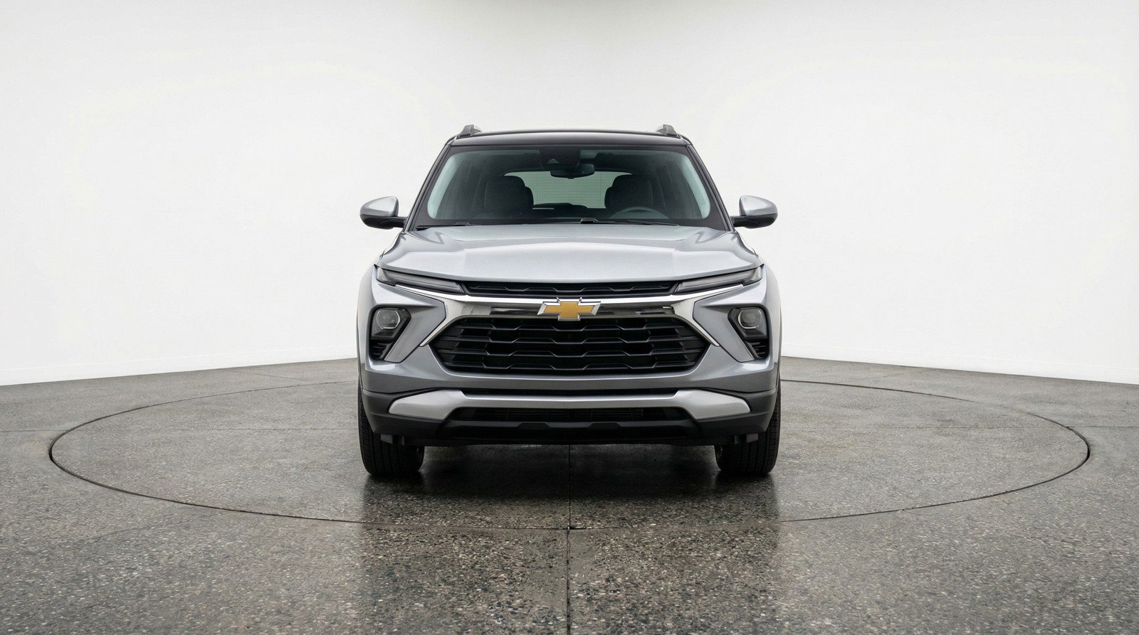 Used 2025 Chevrolet TrailBlazer LT AWD/4WD image 2