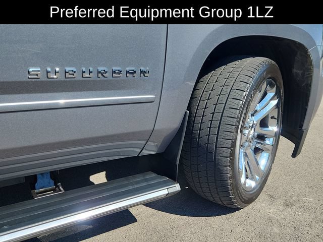 Used 2020 Chevrolet Suburban Premier w/ Premier Plus Edition AWD/4WD image 18