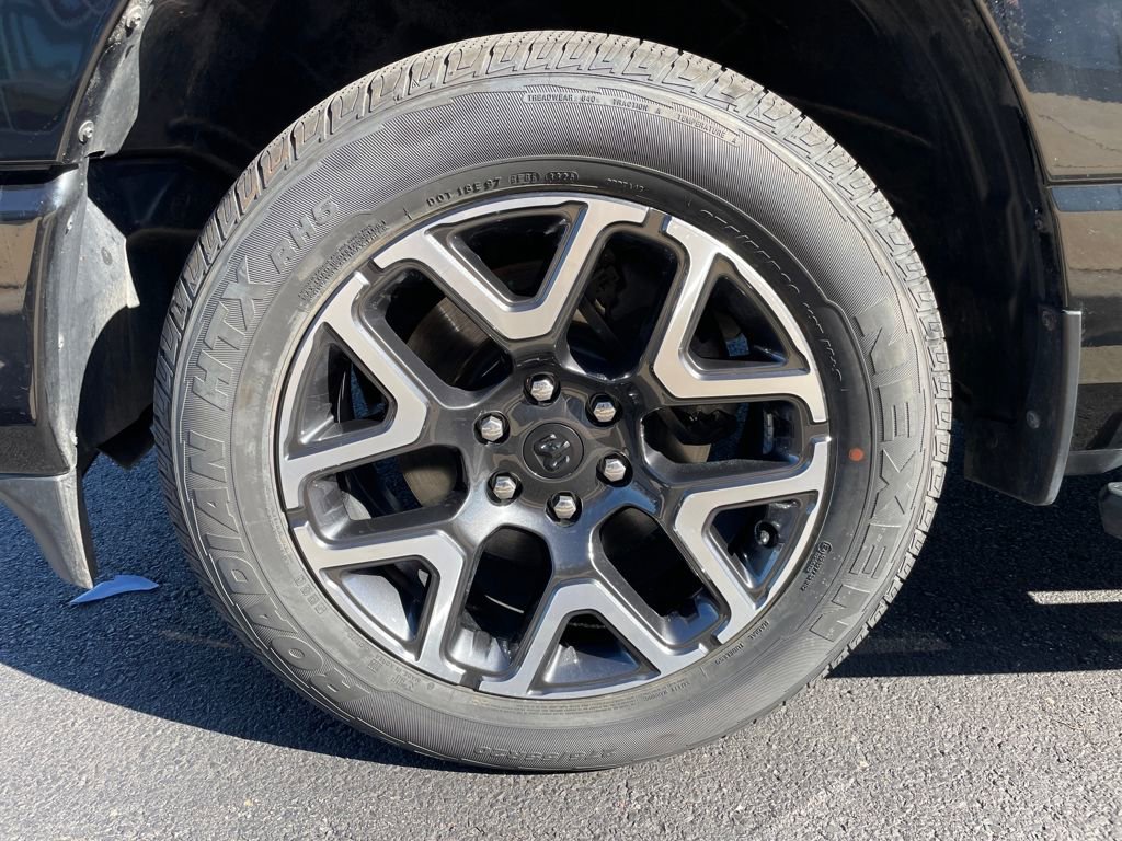 Used 2023 RAM 1500 Laramie AWD/4WD image 29