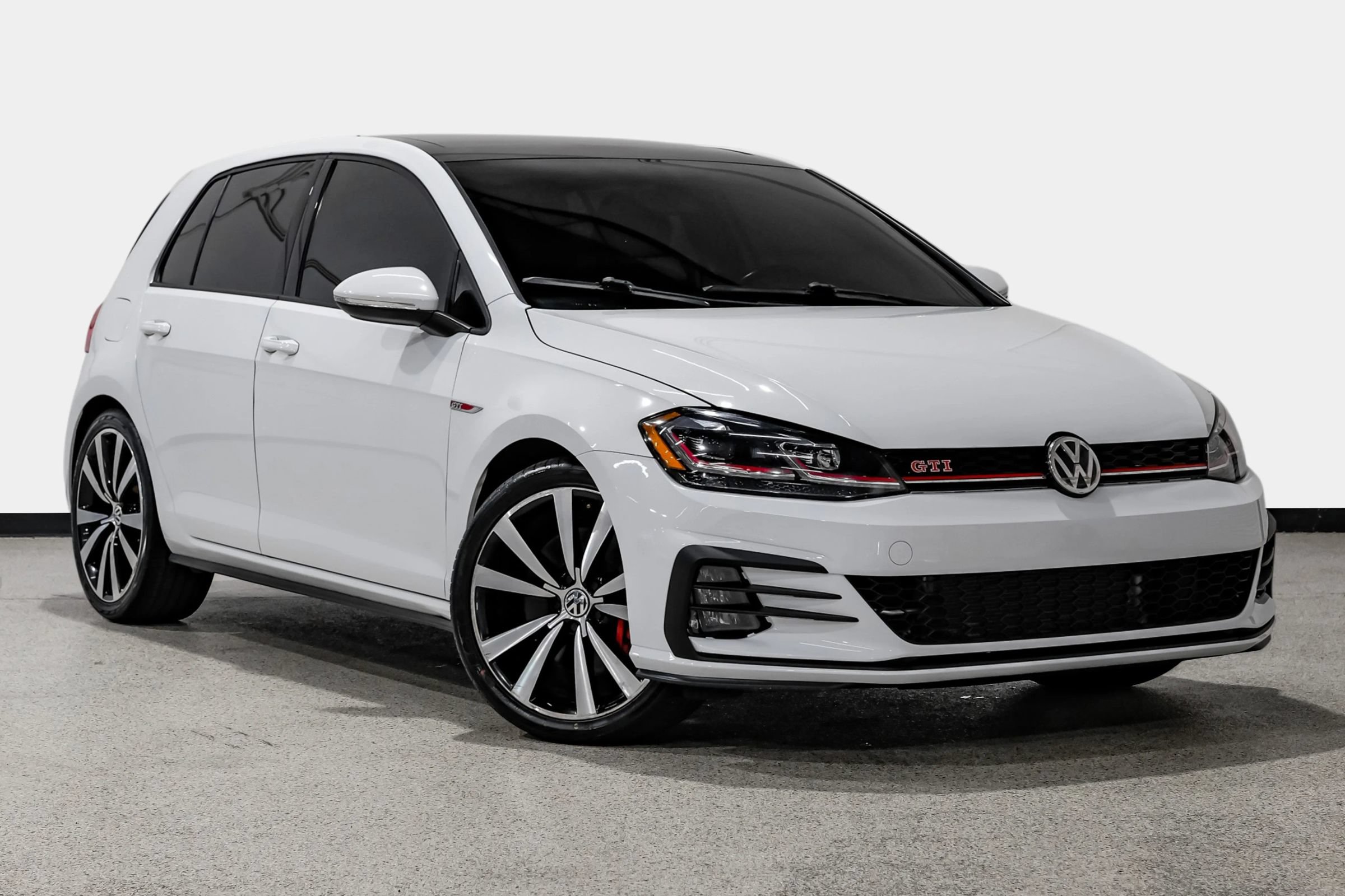 Used 2019 Volkswagen GTI Rabbit Edition FWD image 4