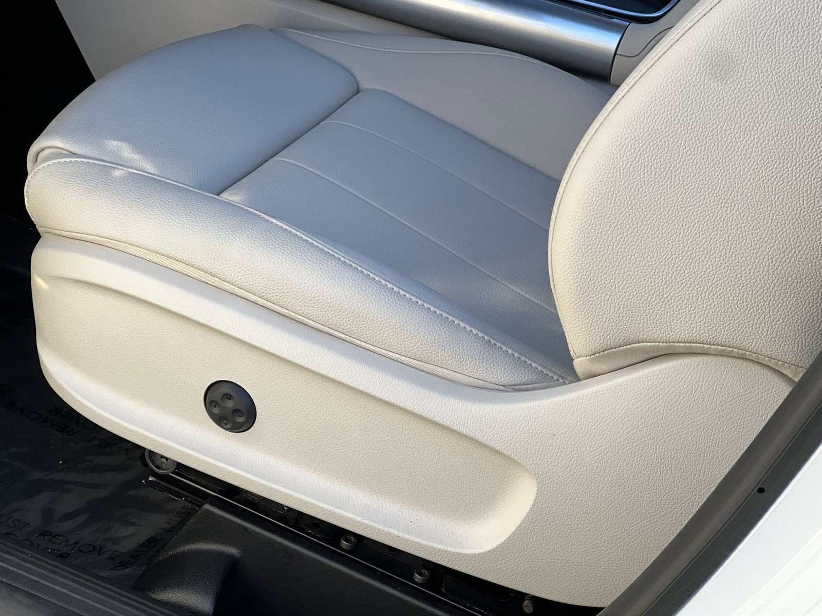 Certified 2025 Mercedes-Benz GLA 250 GLA 250 image 12