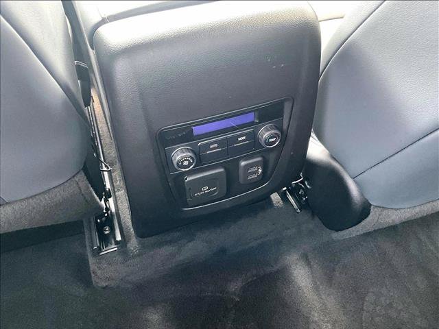 Used 2020 Buick Enclave Essence w/ Sport Touring Edition FWD image 25