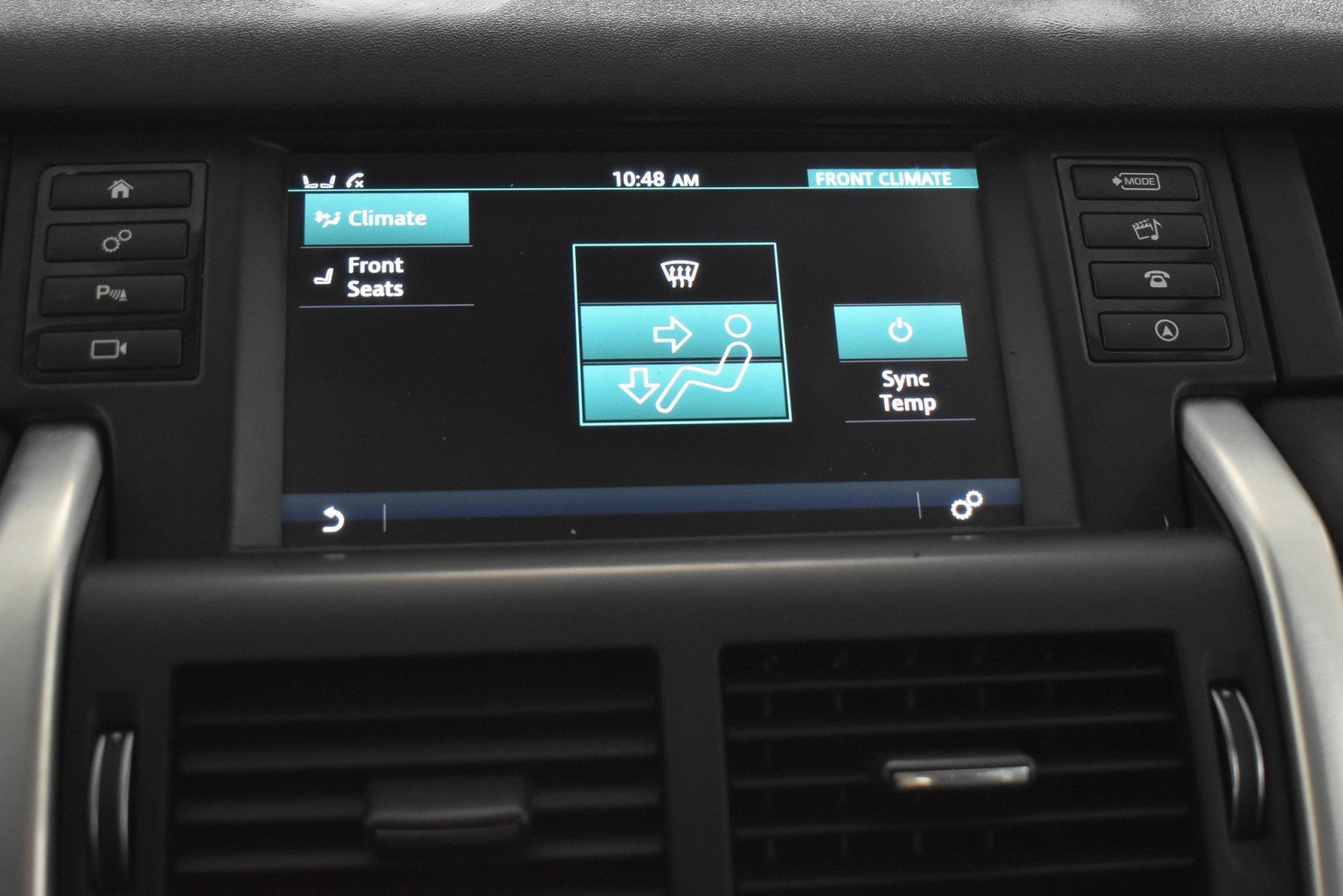 Used 2019 Land Rover Discovery Sport HSE AWD/4WD image 16