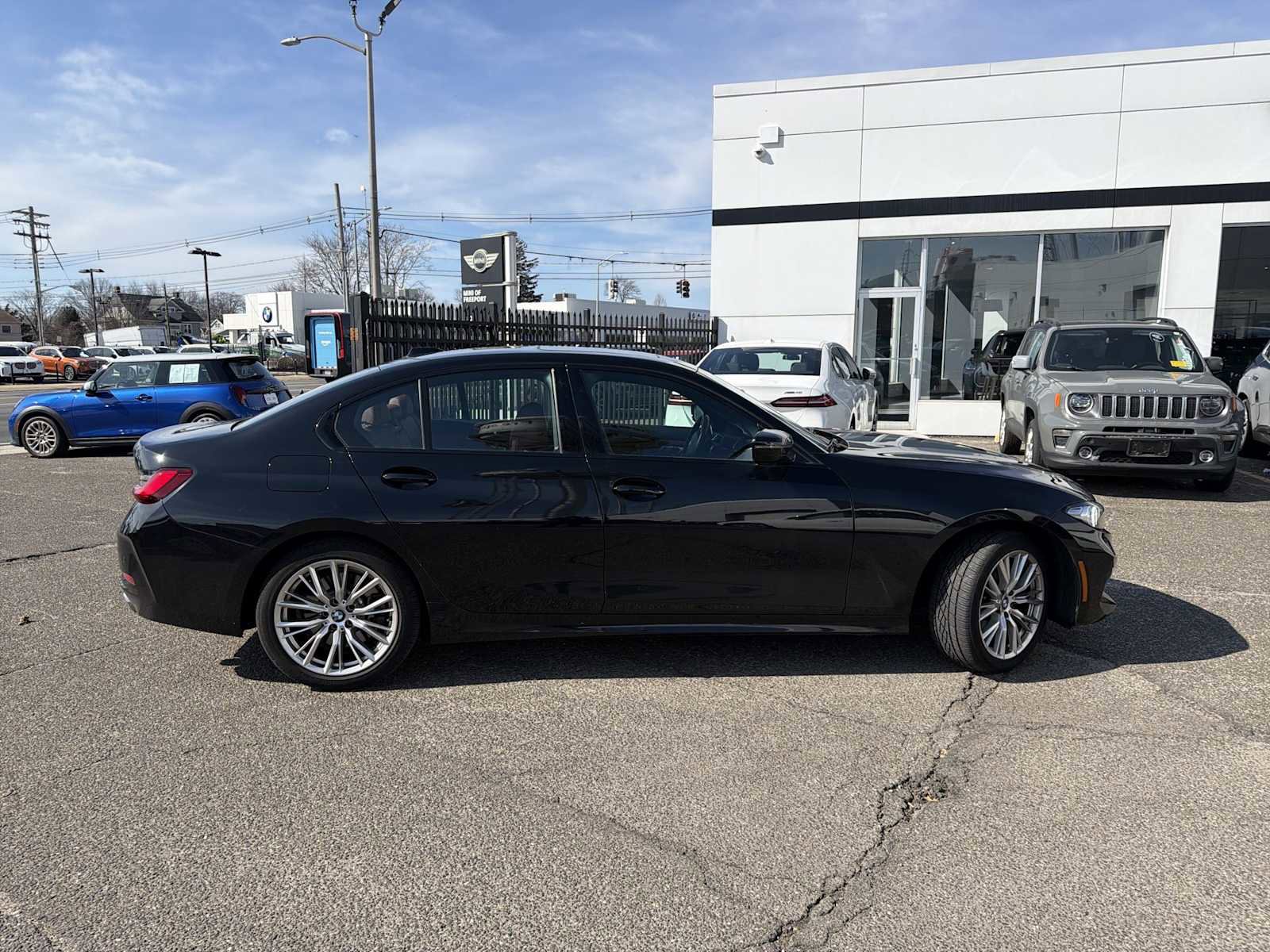 Used 2023 BMW 330i xDrive 330i xDrive w/ Convenience Package image 7