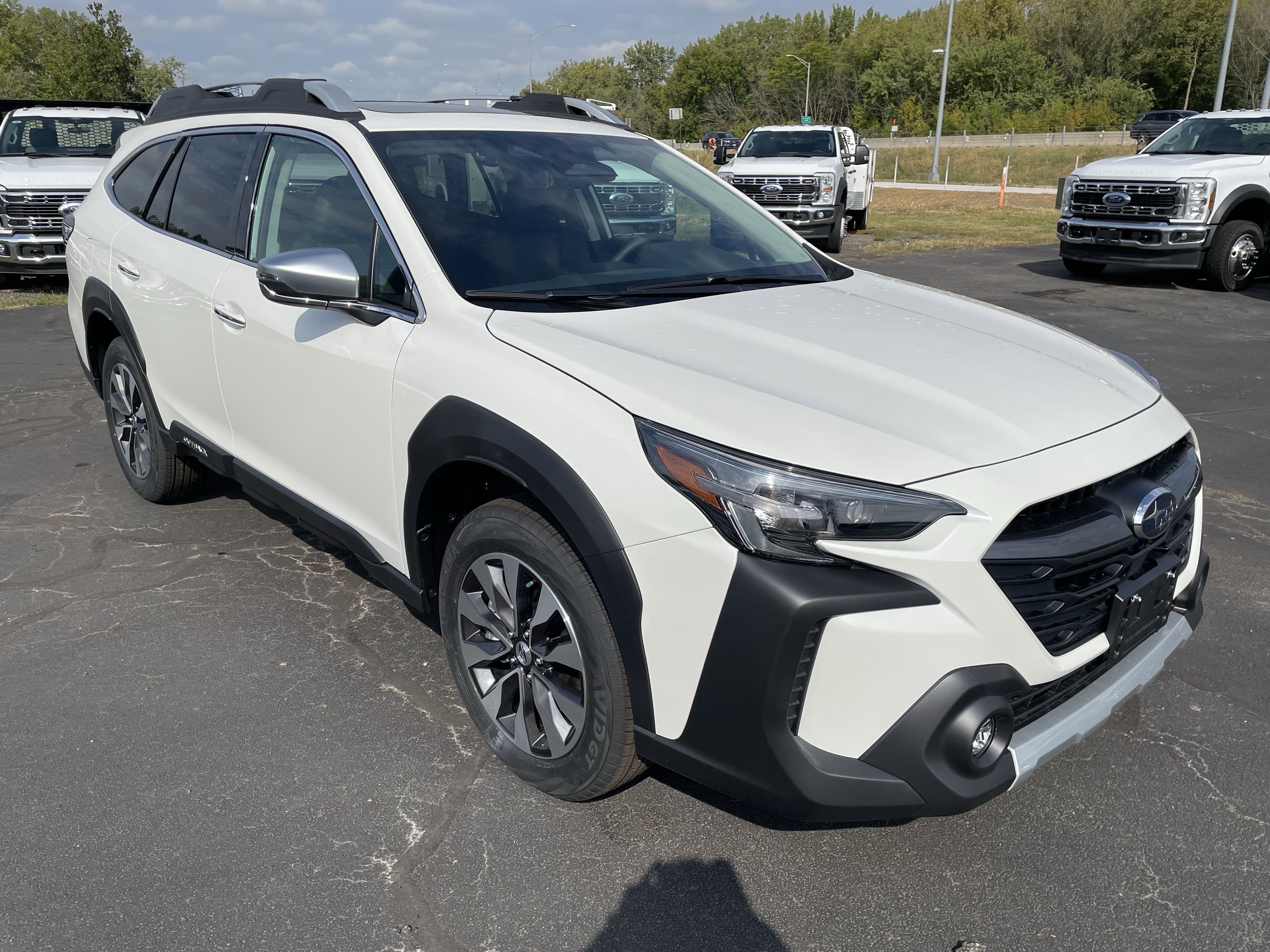 New 2025 Subaru Outback Touring XT image 11