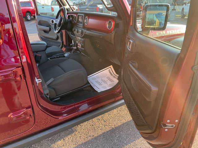 Used 2021 Jeep Wrangler Unlimited Rubicon w/ LED Lighting Group image 29