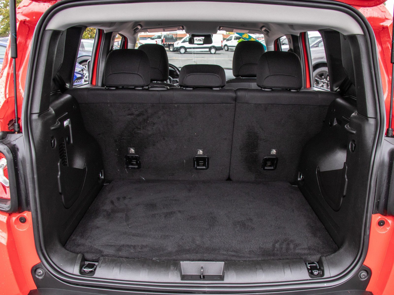 Used 2023 Jeep Renegade Latitude w/ Premium Group image 24