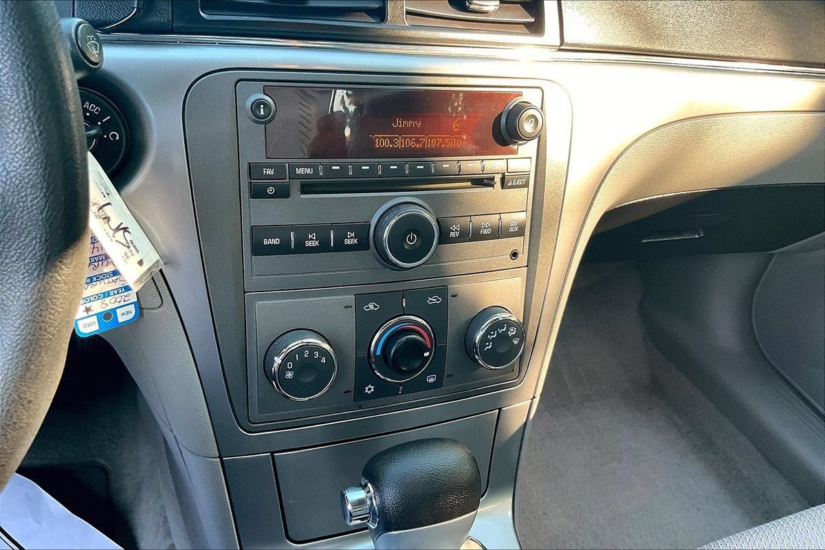 Used 2008 Saturn Aura XE FWD image 15