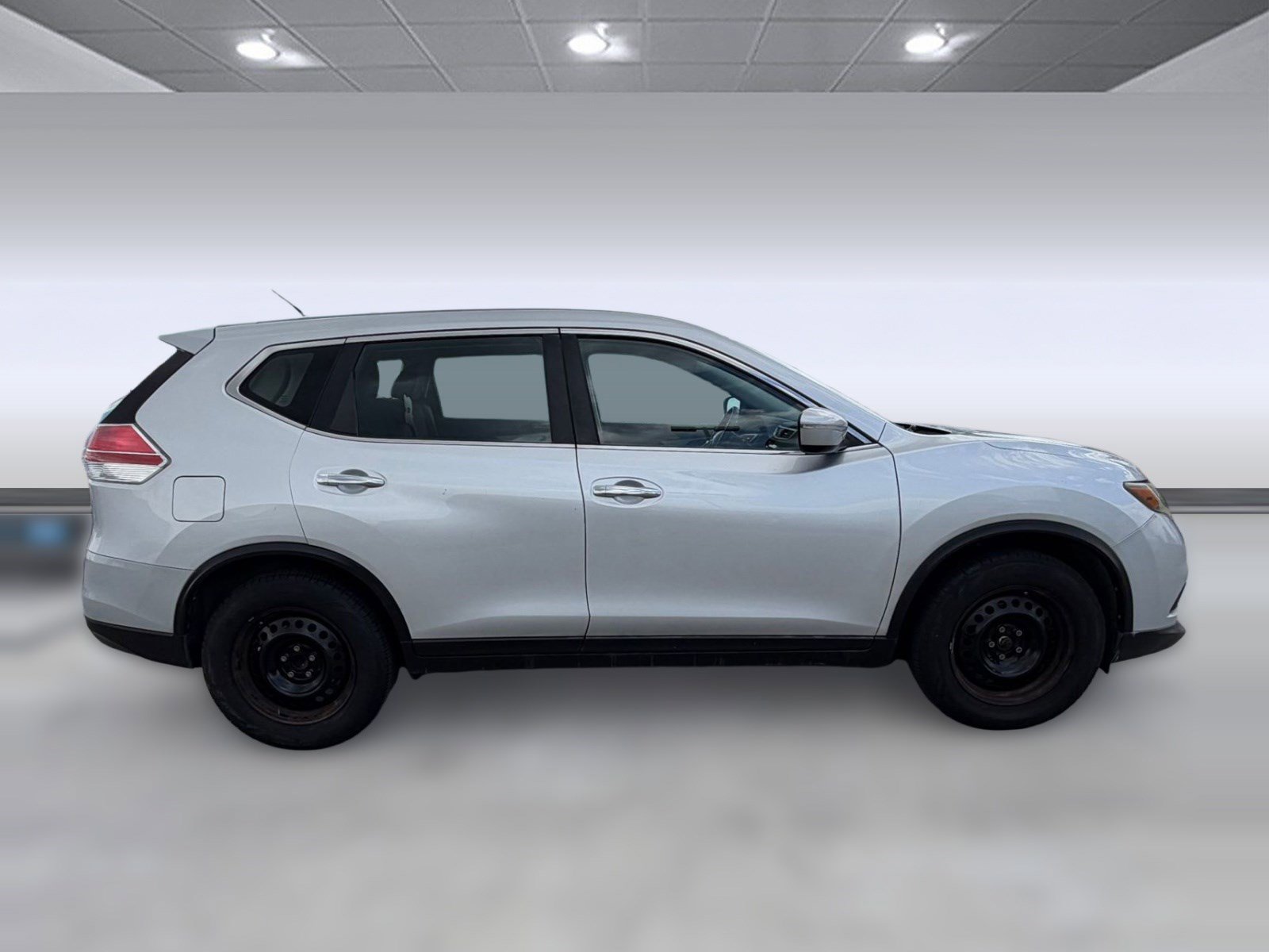 Used 2014 Nissan Rogue S image 6